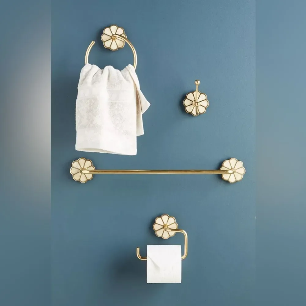 New Anthropologie Botanist Bath Hook One Size